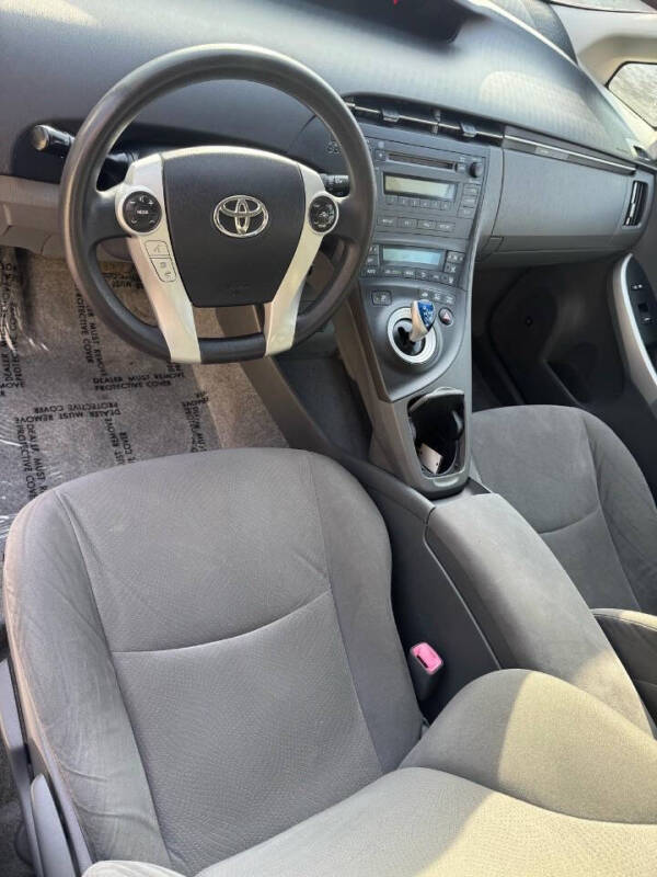 2010 Toyota Prius II