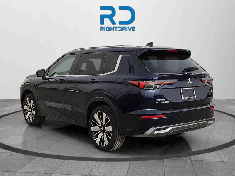 2025 Mitsubishi Outlander SEL