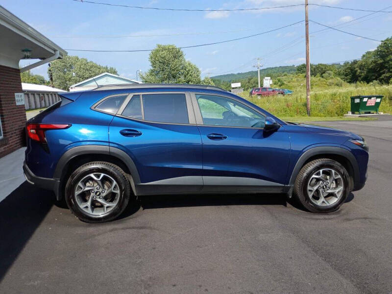 2024 Chevrolet Trax LT