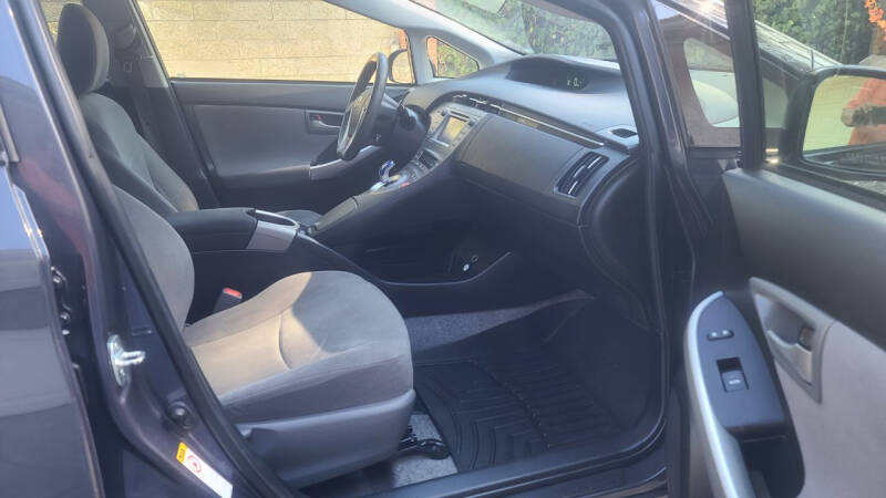 2015 Toyota Prius Three