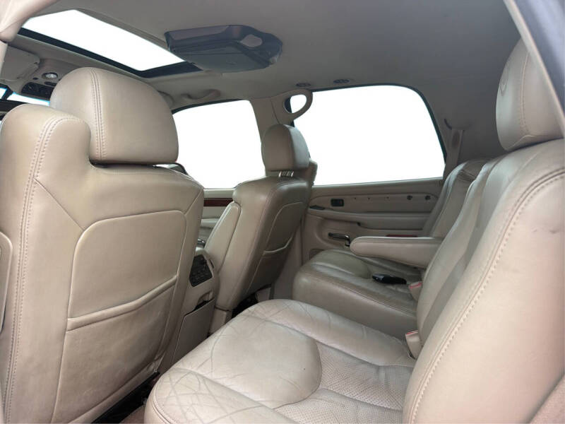 2005 Cadillac Escalade