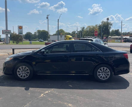2013 Toyota Camry LE