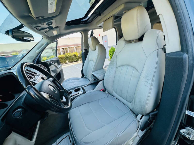 2011 GMC Acadia Denali