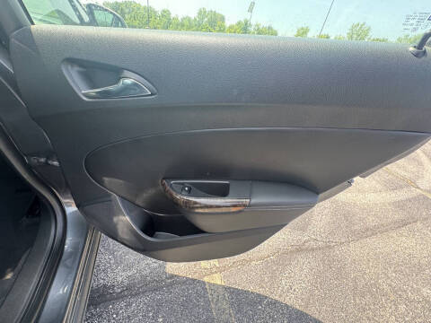 2012 Buick Verano Leather Group