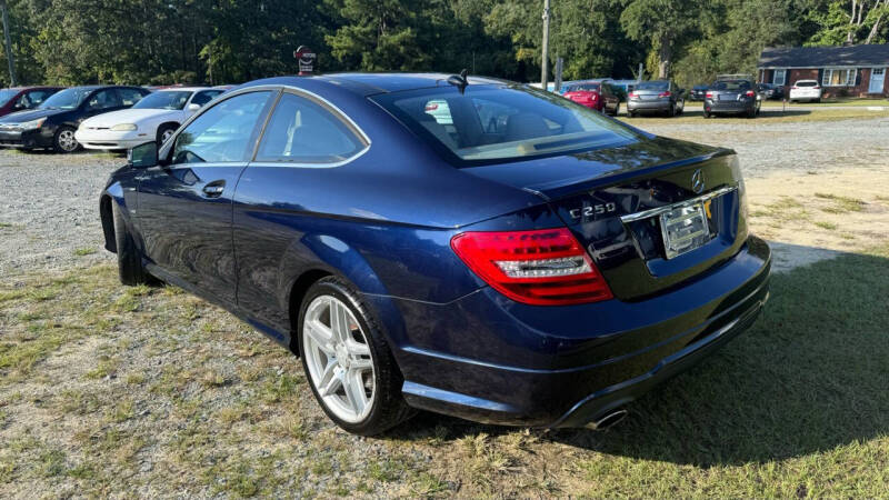 2012 Mercedes-Benz C-Class C250 Sport photo 6