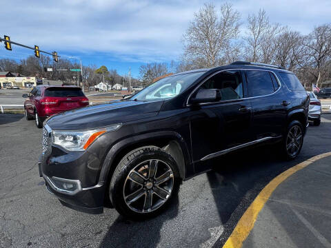 2017 GMC Acadia Denali