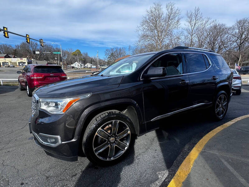 2017 GMC Acadia Denali