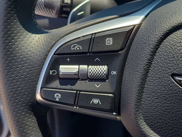 2026 Genesis G70 2.5T Standard