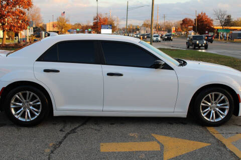 2017 Chrysler 300 Limited