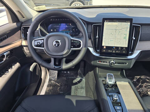 2026 Volvo XC90 B5 Core