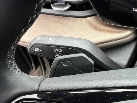 2025 Audi Q5 quattro Prestige TFSI