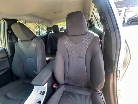 2016 Toyota Prius Three