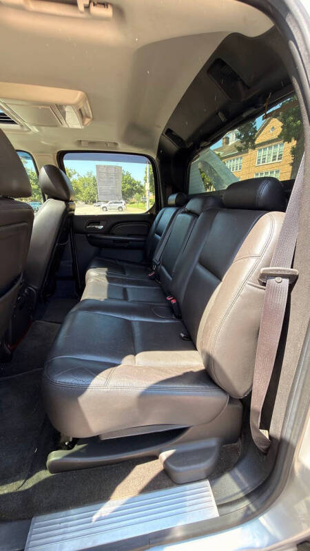 2013 Cadillac Escalade EXT Premium