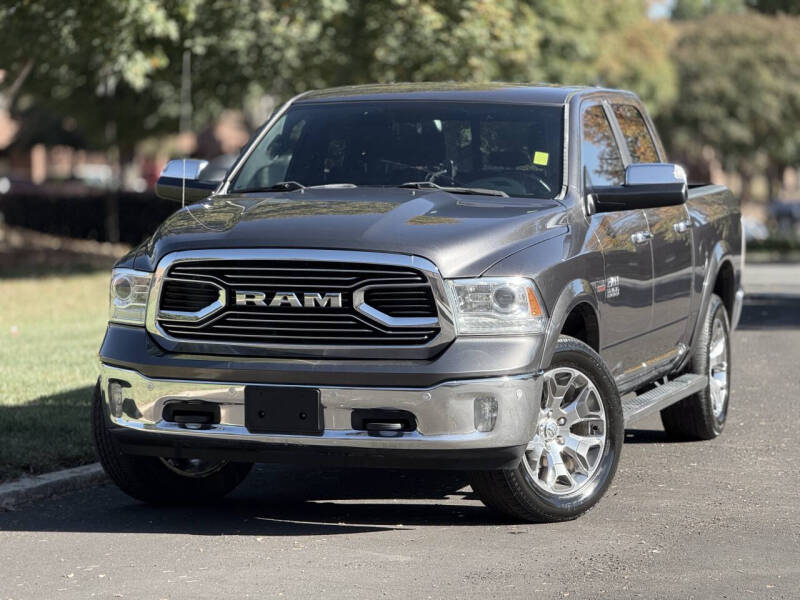 2017 RAM Ram 1500 Pickup Laramie Limited's photo