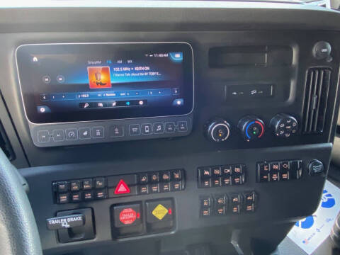 2026 Freightliner Cascadia