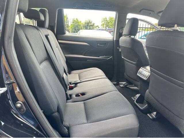 2019 Toyota Highlander for sale at Tracy Auto Depot in Tracy, CA