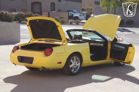 2004 Ford Thunderbird Deluxe