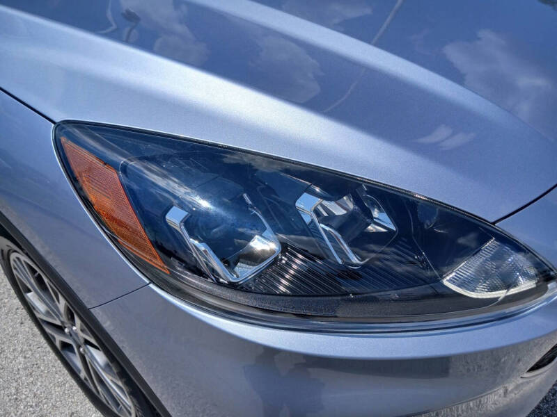 2022 Ford Escape Hybrid SEL