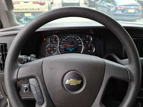 2024 Chevrolet Express 2500