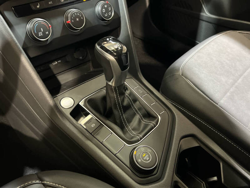 2022 Volkswagen Taos SE 4Motion