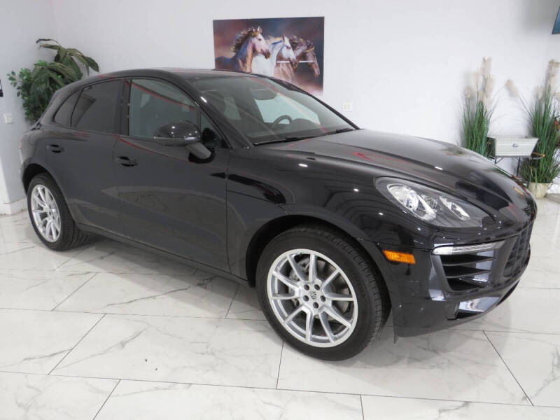 2016 Porsche Macan S