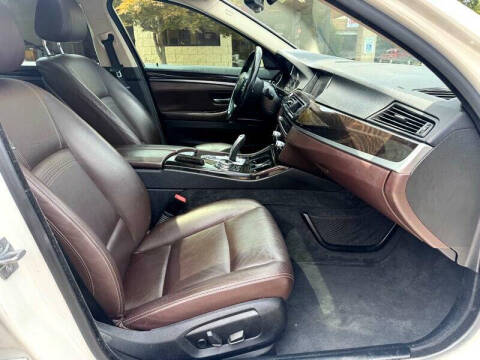 2014 BMW 5 Series 528i