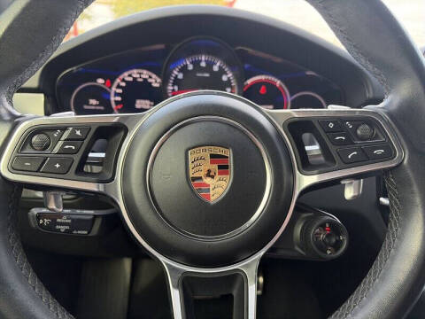 2020 Porsche Cayenne S Coupe