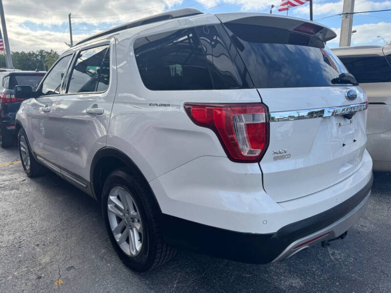 2016 Ford Explorer XLT