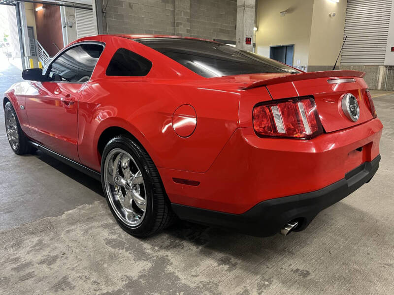 2011 Ford Mustang GT Premium