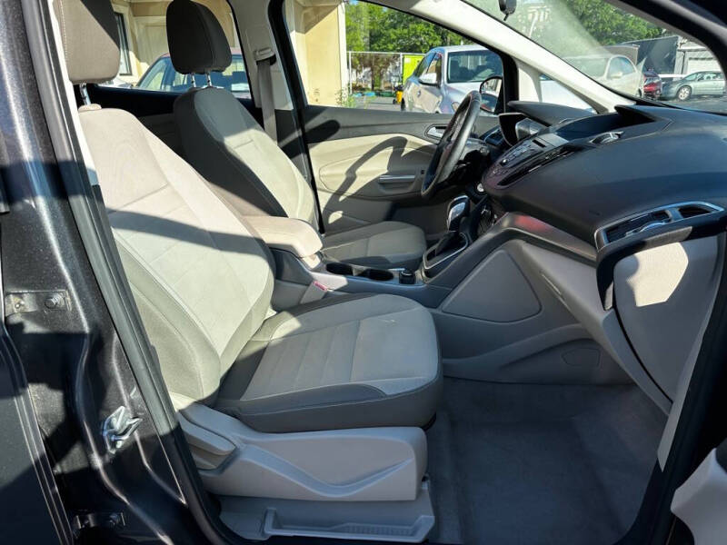 2013 Ford C-MAX Hybrid SE