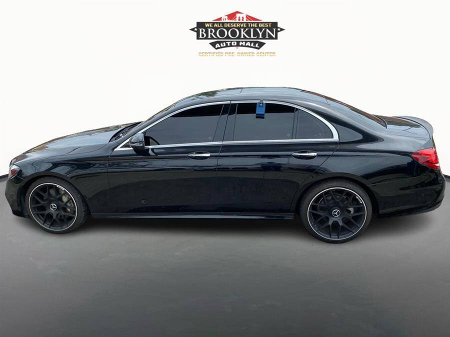 Black 2017 Mercedes-Benz E-Class E 300 E 300 4dr Sedan 8