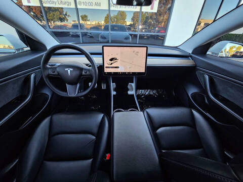 2019 Tesla Model 3 Long Range
