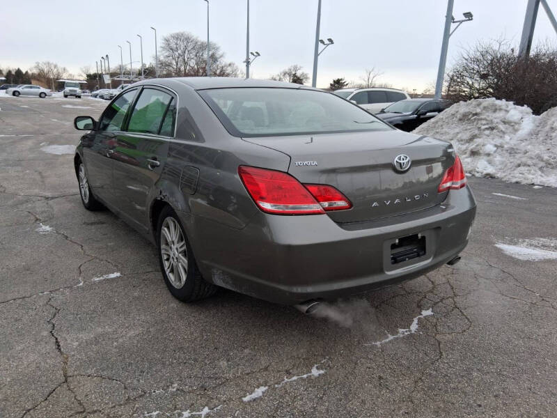 2005 Toyota Avalon Limited