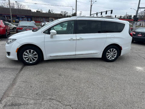 2018 Chrysler Pacifica Touring L