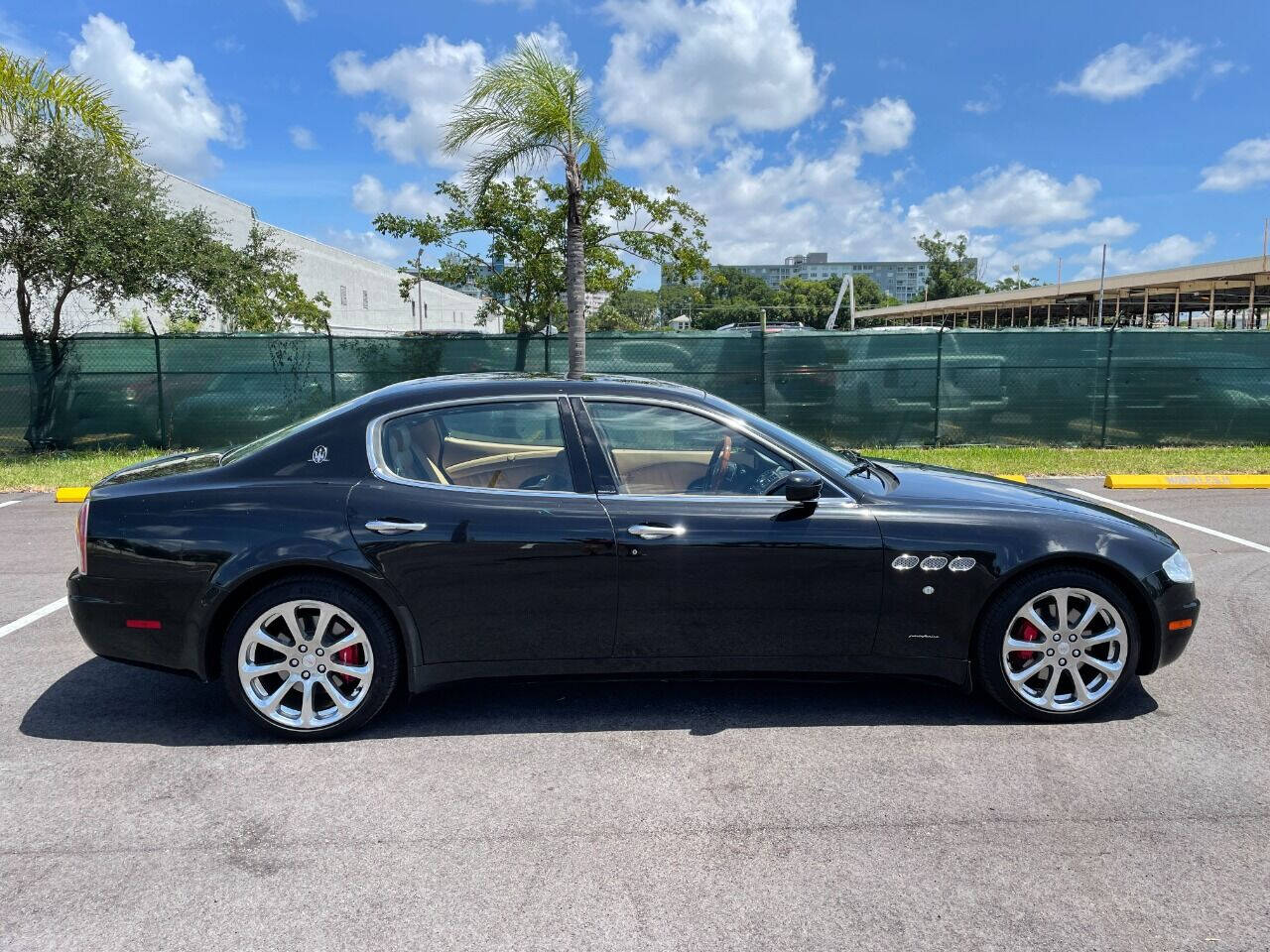 2007 Maserati Quattroporte Sedan - $15,900