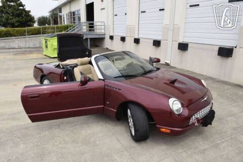 2004 Ford Thunderbird Deluxe
