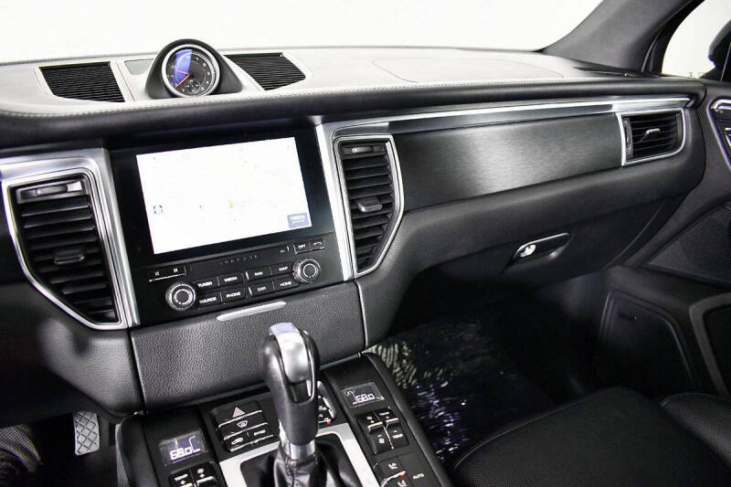 2017 Porsche Macan GTS