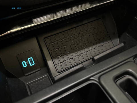 2024 Ford F-150 Lightning Platinum