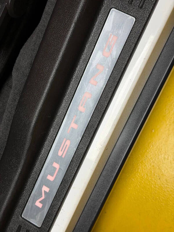 2011 Ford Mustang