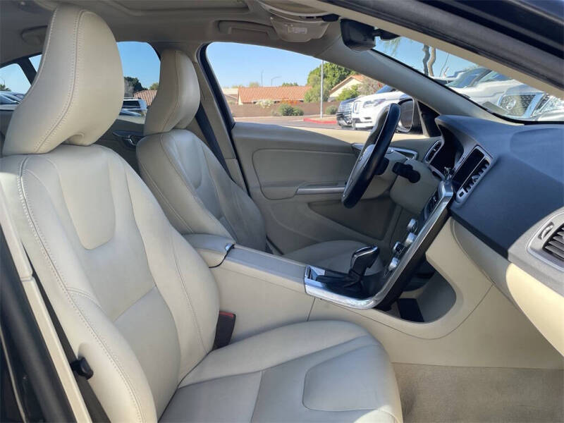 2015 Volvo S60 T5 Drive-E Premier