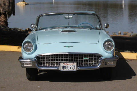 1957 Ford Thunderbird