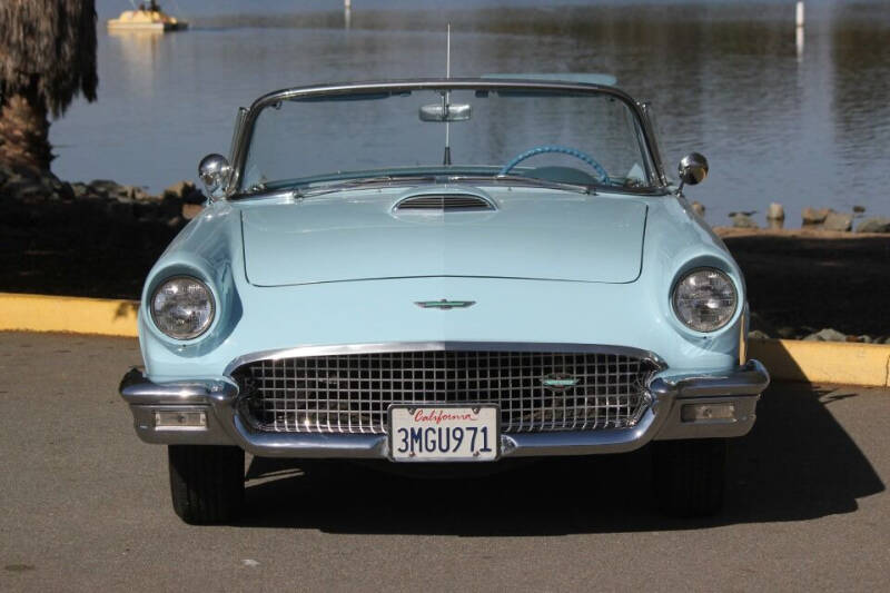 1957 Ford Thunderbird