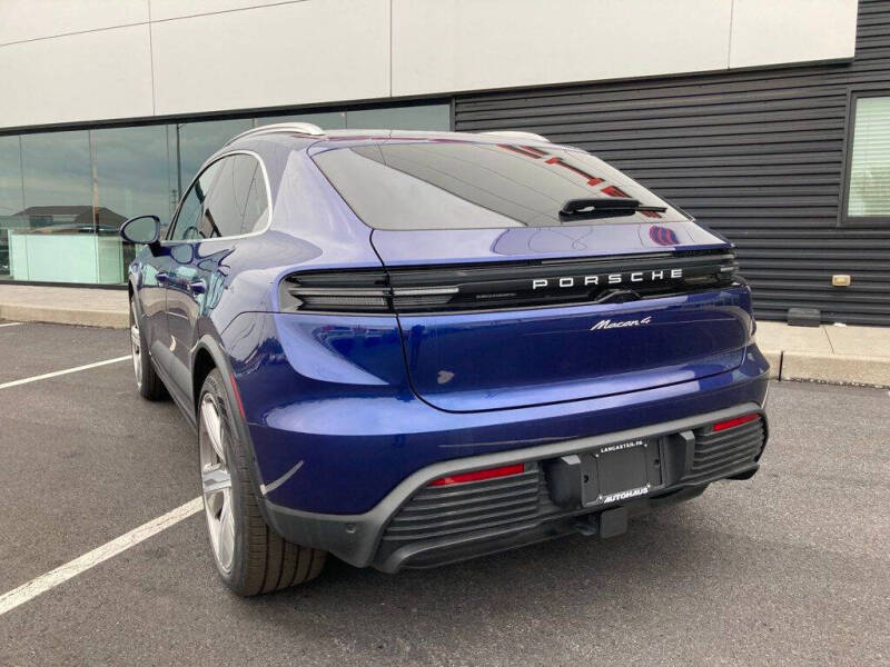 2024 Porsche Macan 4 Electric