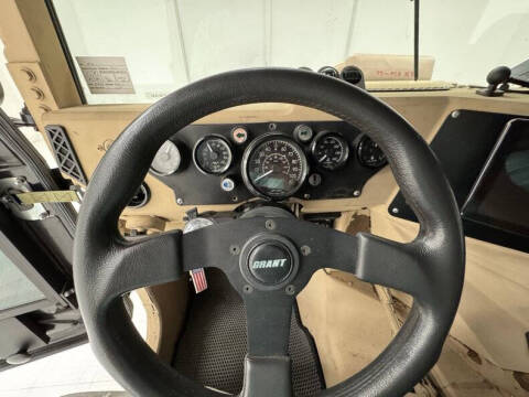 2005 AM General Hummer