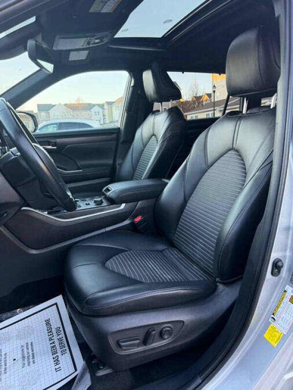 2021 Toyota Highlander XSE