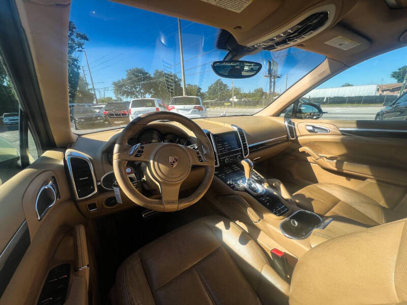 2012 Porsche Cayenne S