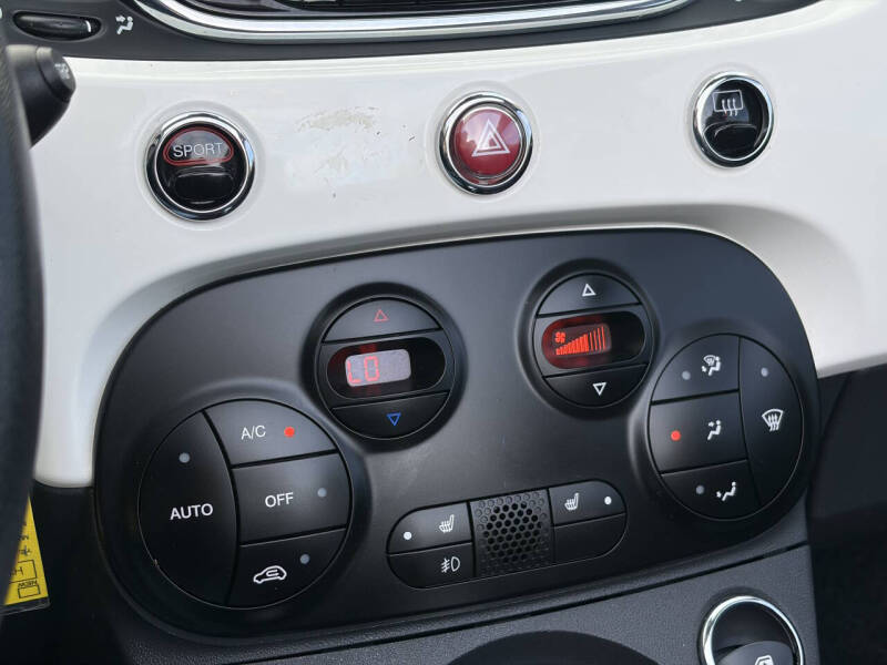 2017 FIAT 500c Lounge