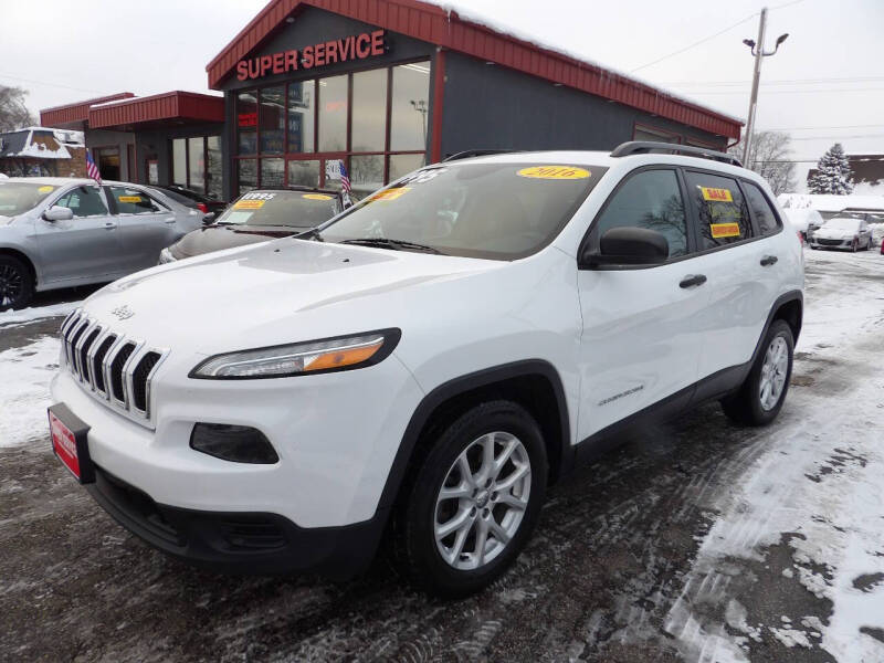 2016 Jeep Cherokee Sport