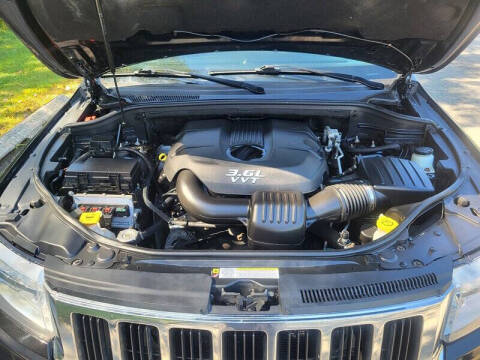 2013 Jeep Grand Cherokee Laredo