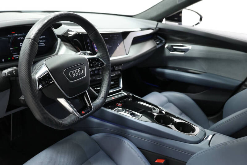 2023 Audi RS e-tron GT quattro